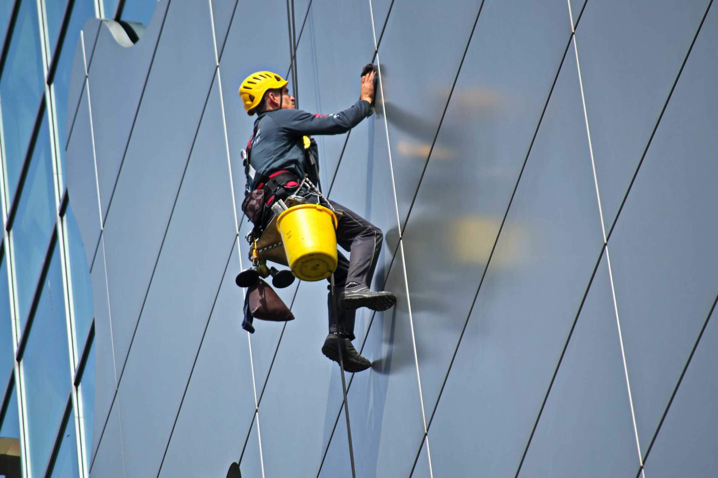 Alliance Facility rope-access cleaning
